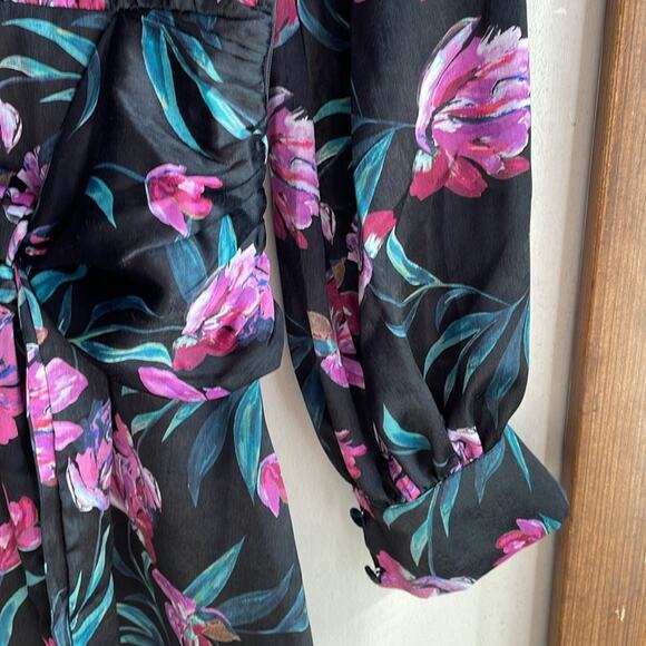 L'Academie The Mila Mini Dress in Multi - Picture 6 of 16